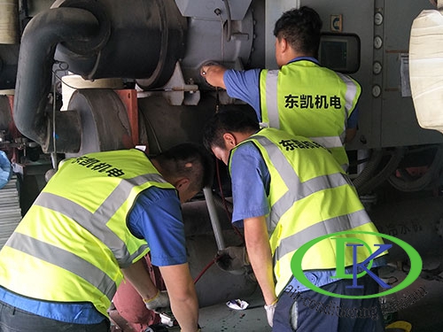 CNC-7080雕銑機(jī)